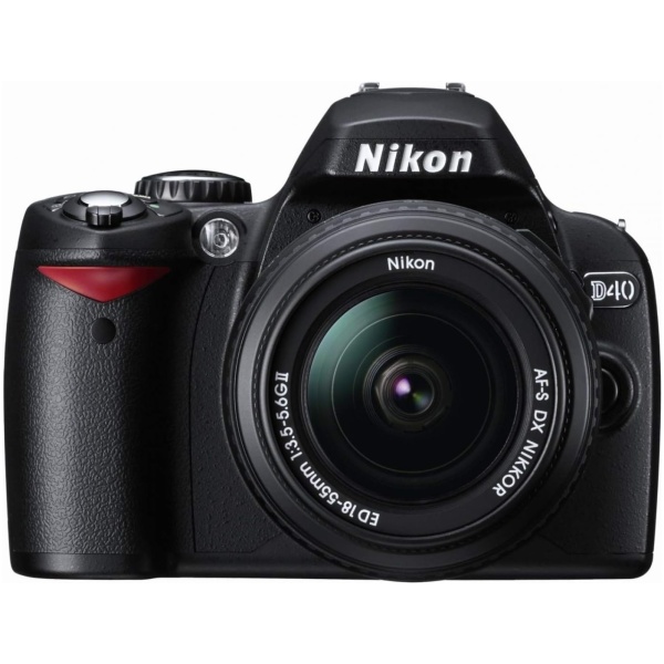 Nikon D40 6.1MP Digital SLR Camera Kit with 18-55mm f/3.5-5.6G ED II Auto Focus-S DX Zoom-Nikkor Lens